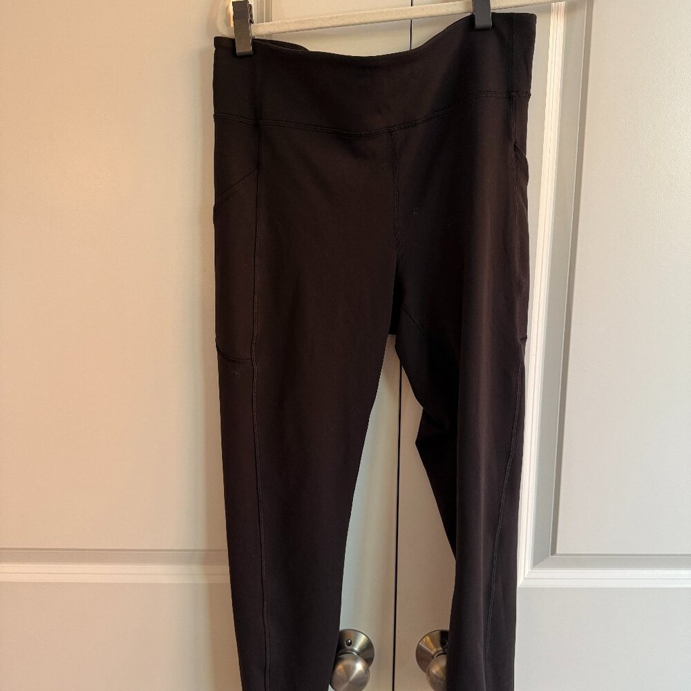 Lululemon Invigorate High-Rise Crop 23" - Picture 3 of 8